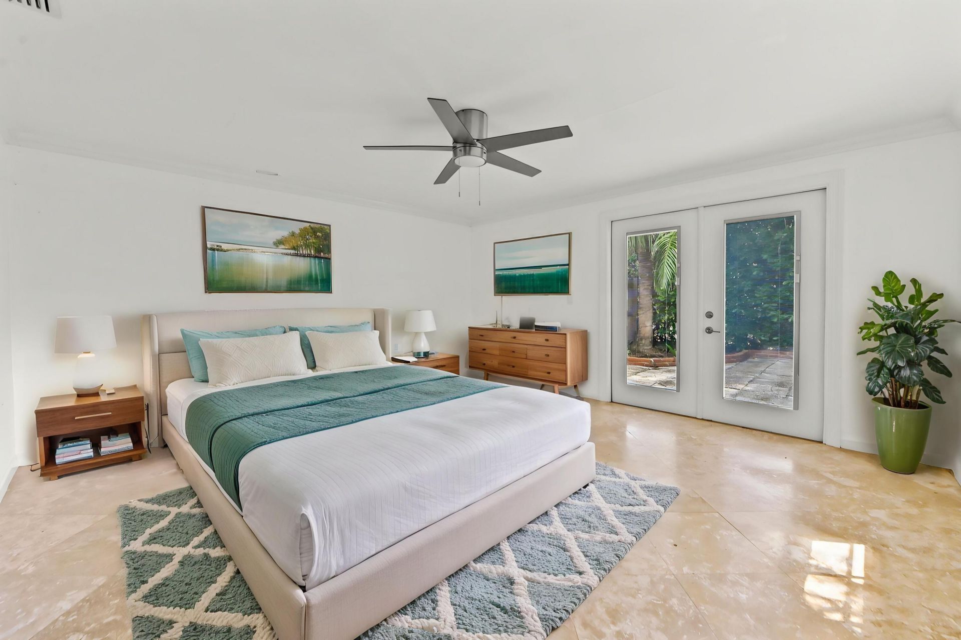 284 Lytton Court, West Palm Beach, FL 33405 Photo