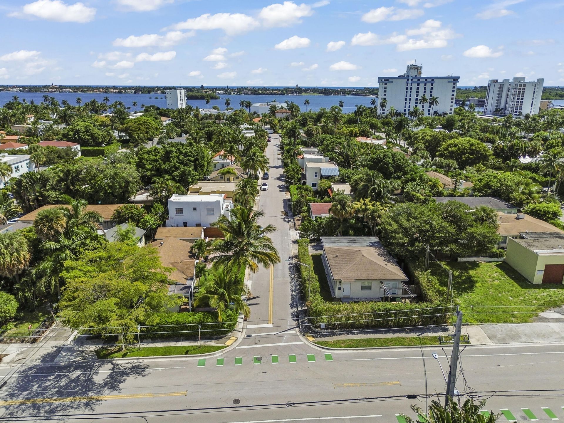 284 Lytton Court, West Palm Beach, FL 33405 Photo