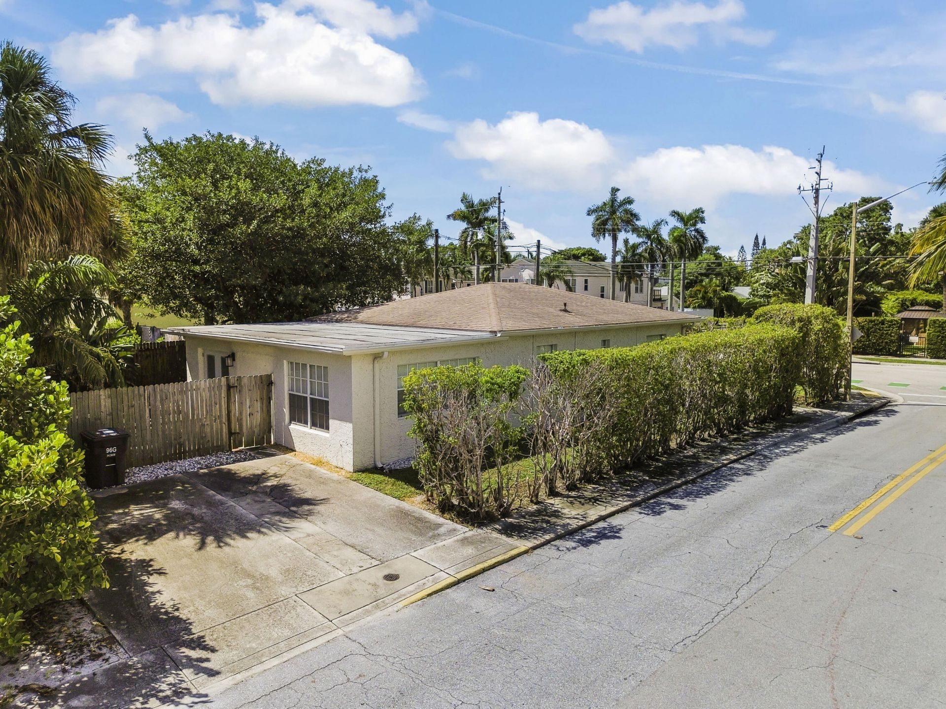 284 Lytton Court, West Palm Beach, FL 33405 Photo