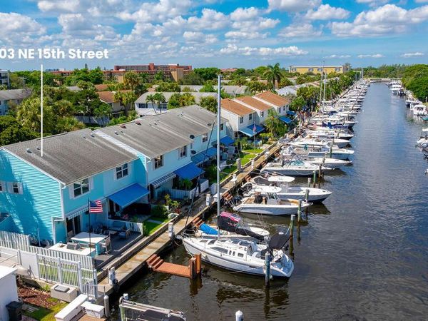 2803 NE 15TH Street, Unit 2803, Pompano Beach, FL 33062