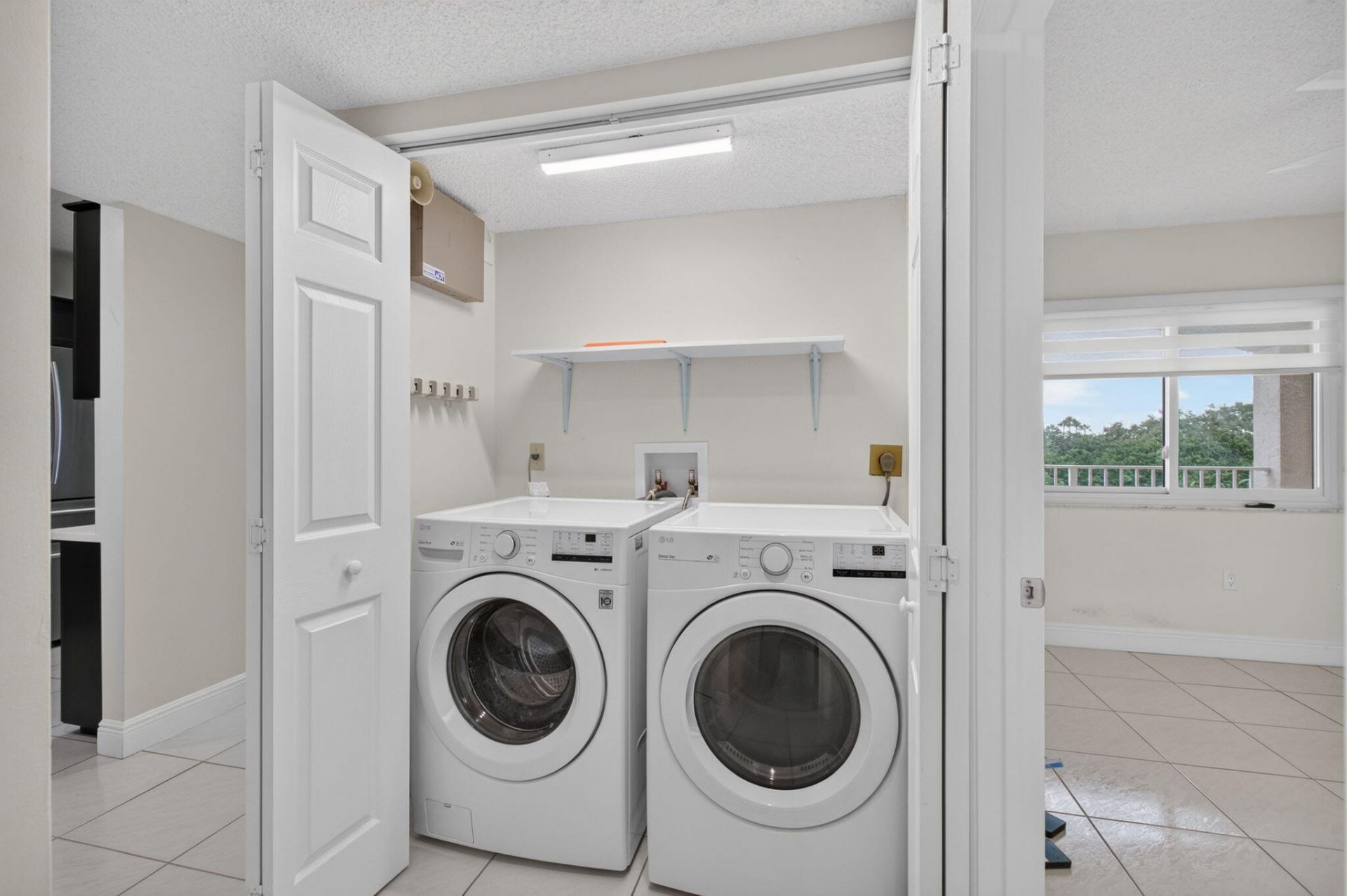 6065 Pointe Regal Circle, Unit 403, Delray Beach, FL 33484 Photo