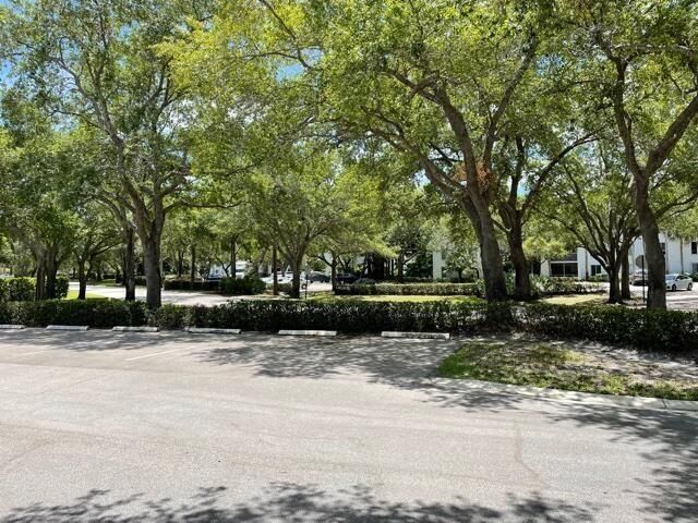 2502 SE Anchorage Cove, Unit D-2, Port Saint Lucie, FL 34952 Photo