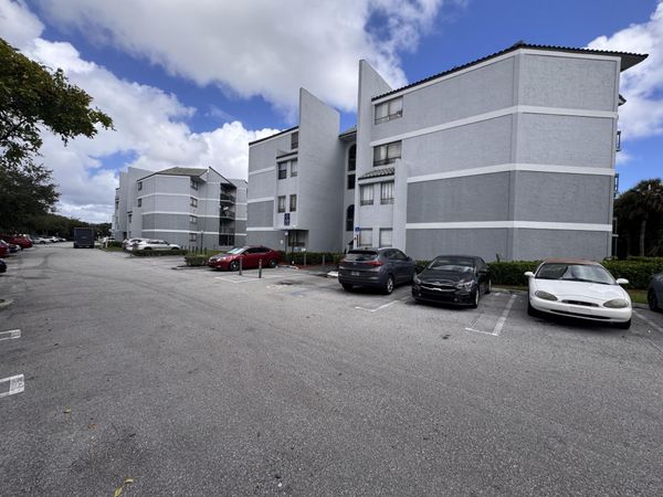 1720 N CONGRESS Avenue, Unit 201, West Palm Beach, FL 33401