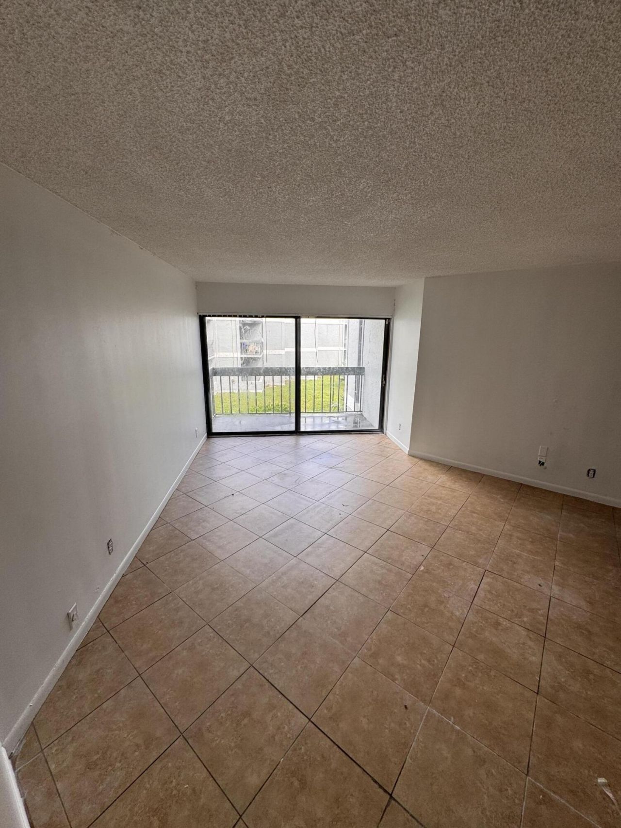 1720 N Congress Avenue, Unit 201, West Palm Beach, FL 33401 Photo