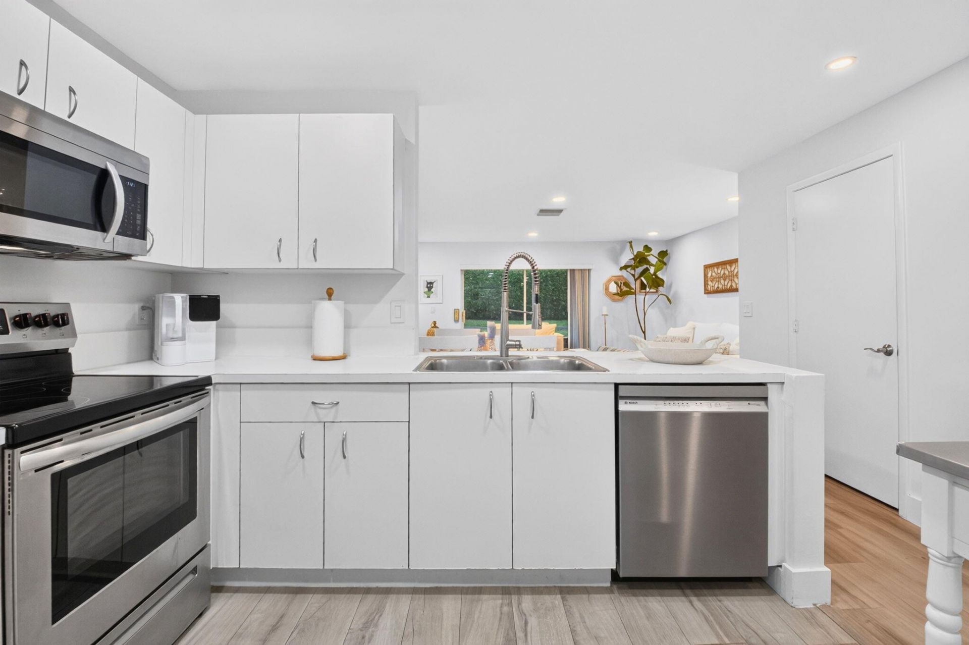 9854 Kamena Circle, Boynton Beach, FL 33436 Photo