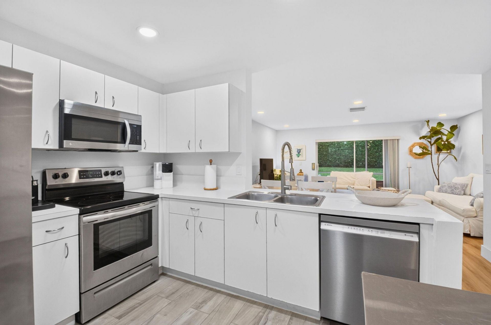 9854 Kamena Circle, Boynton Beach, FL 33436 Photo