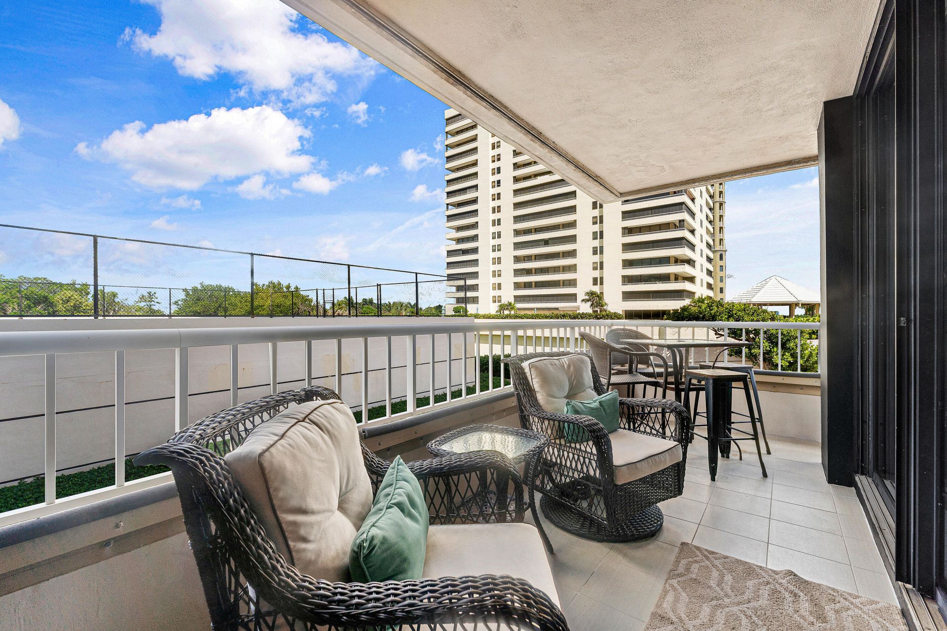 5250 N Ocean Drive, Unit 3N, Singer Island, FL 33404 Photo