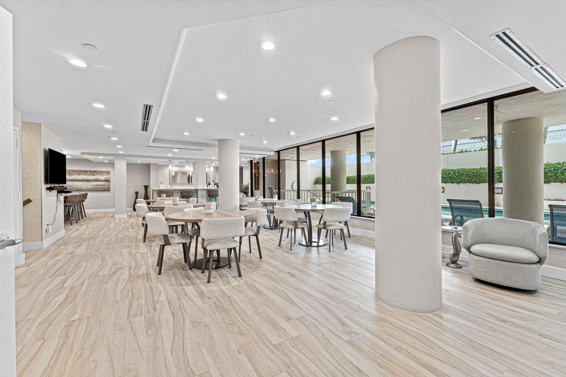 5250 N Ocean Drive, Unit 3N, Singer Island, FL 33404 Photo