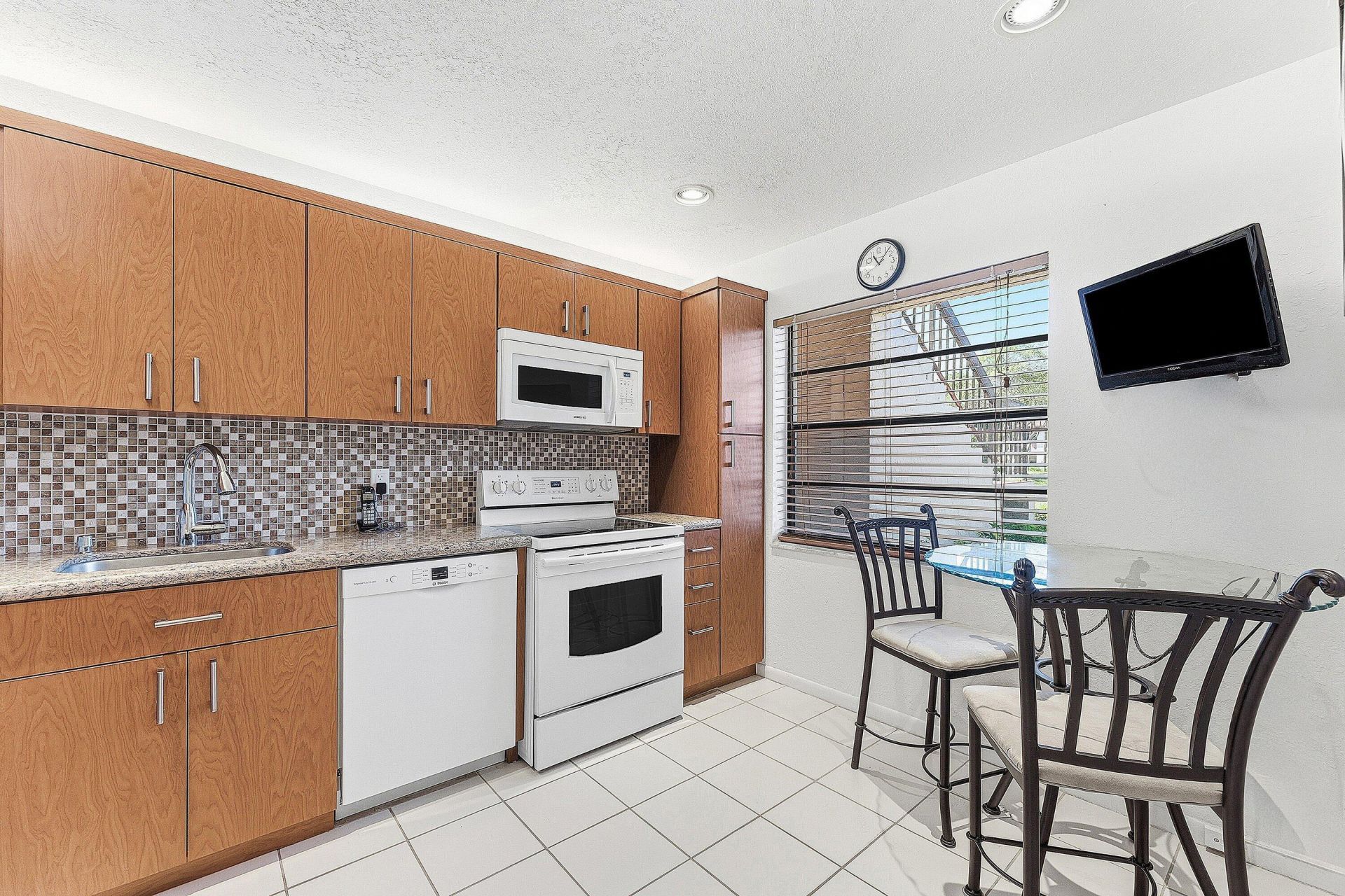 9283 Vista Del Lago, Unit G, Boca Raton, FL 33428 Photo
