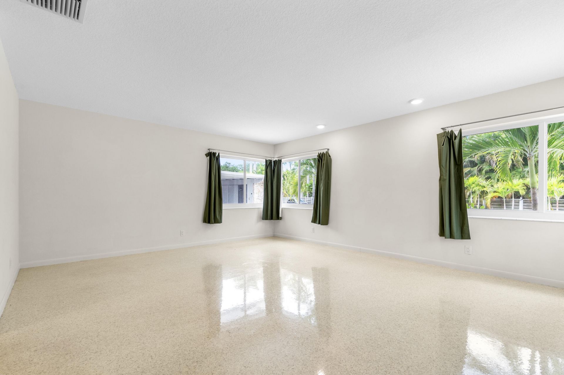 2341 SW 26th Avenue, Fort Lauderdale, FL 33312 Photo
