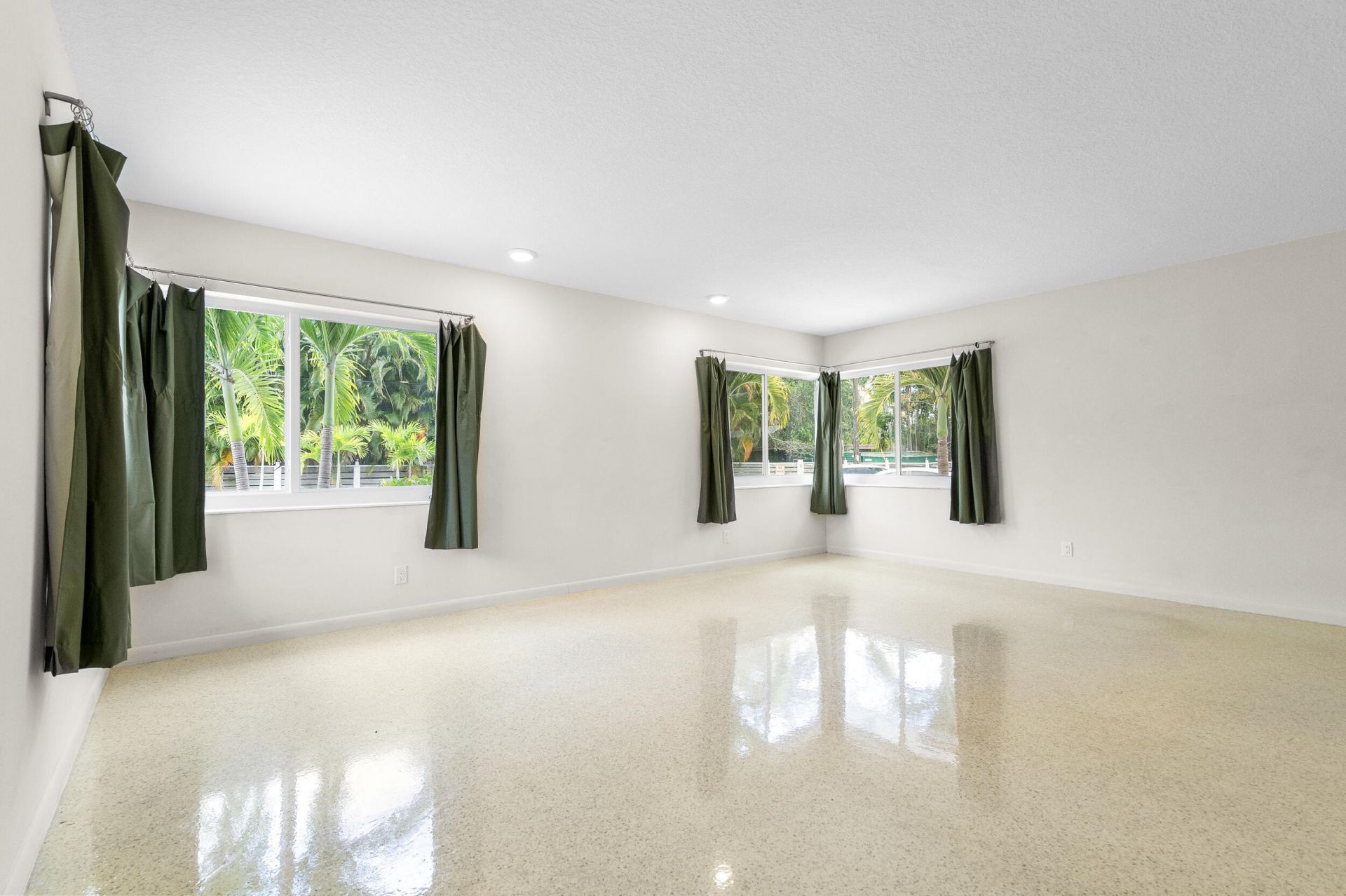 2341 SW 26th Avenue, Fort Lauderdale, FL 33312 Photo