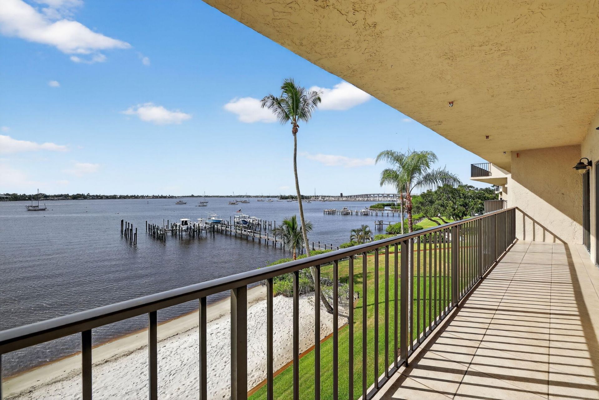 624 SW Saint Lucie Crescent, Unit 308, Stuart, FL 34994 Photo