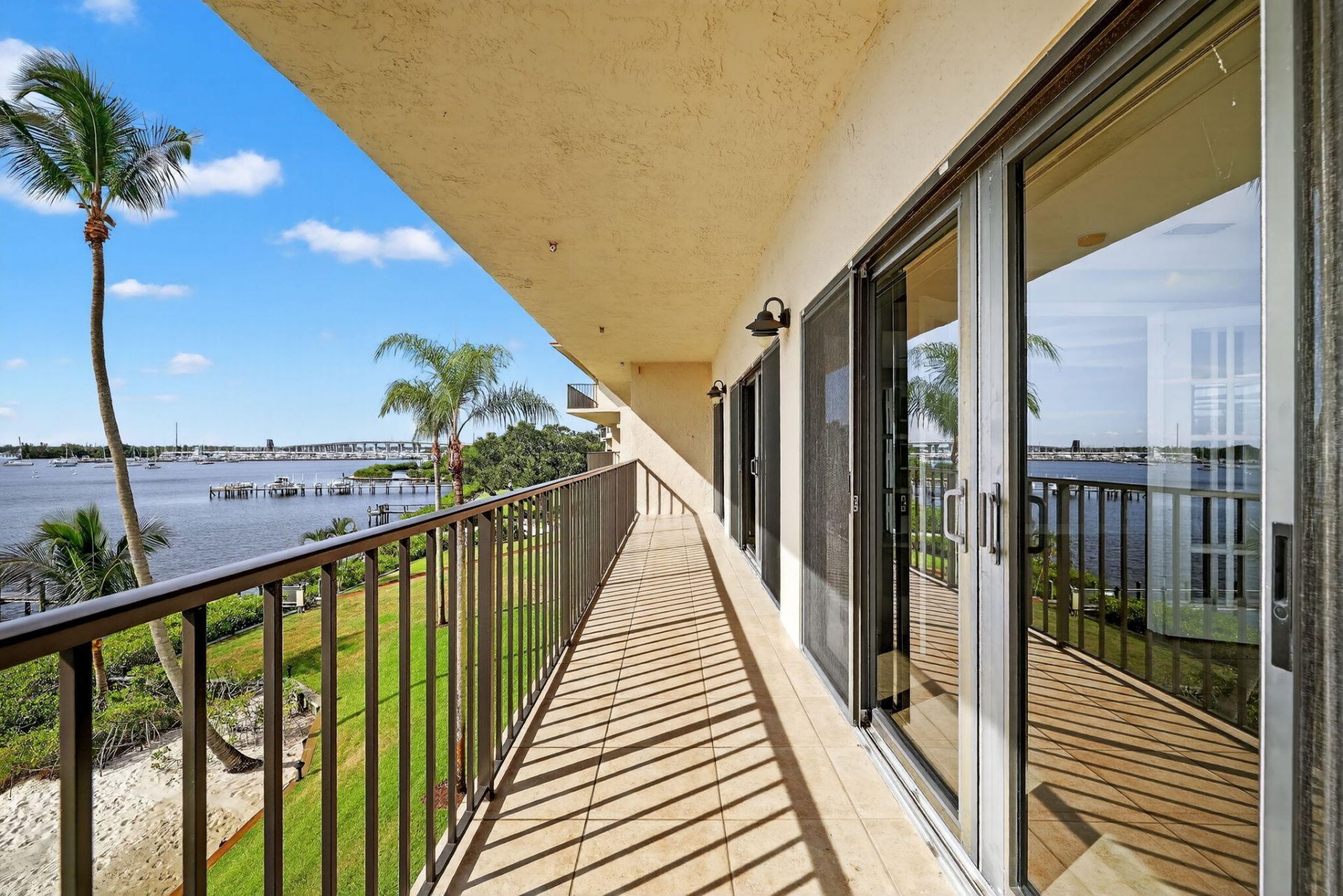 624 SW Saint Lucie Crescent, Unit 308, Stuart, FL 34994 Photo