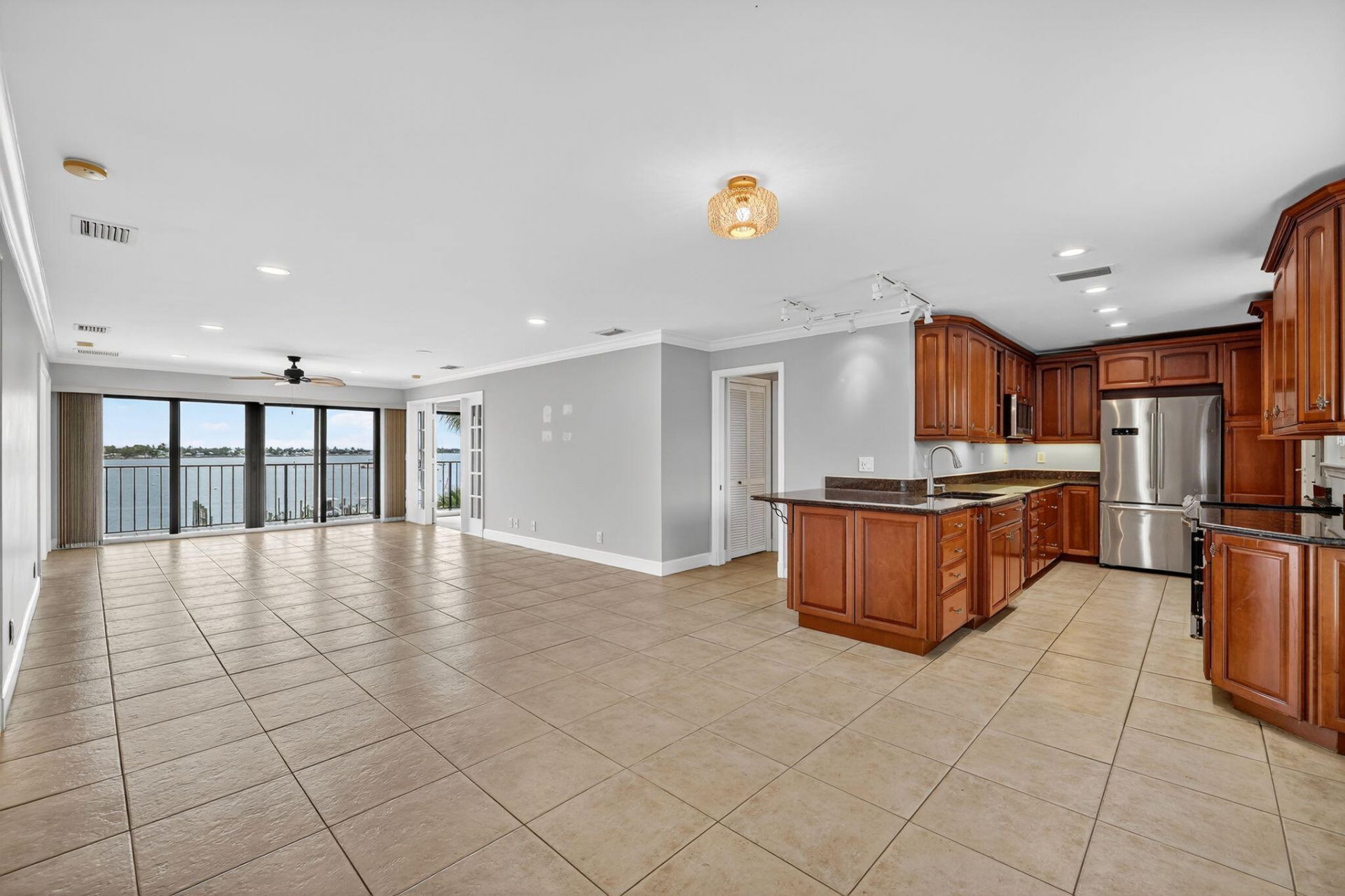 624 SW Saint Lucie Crescent, Unit 308, Stuart, FL 34994 Photo