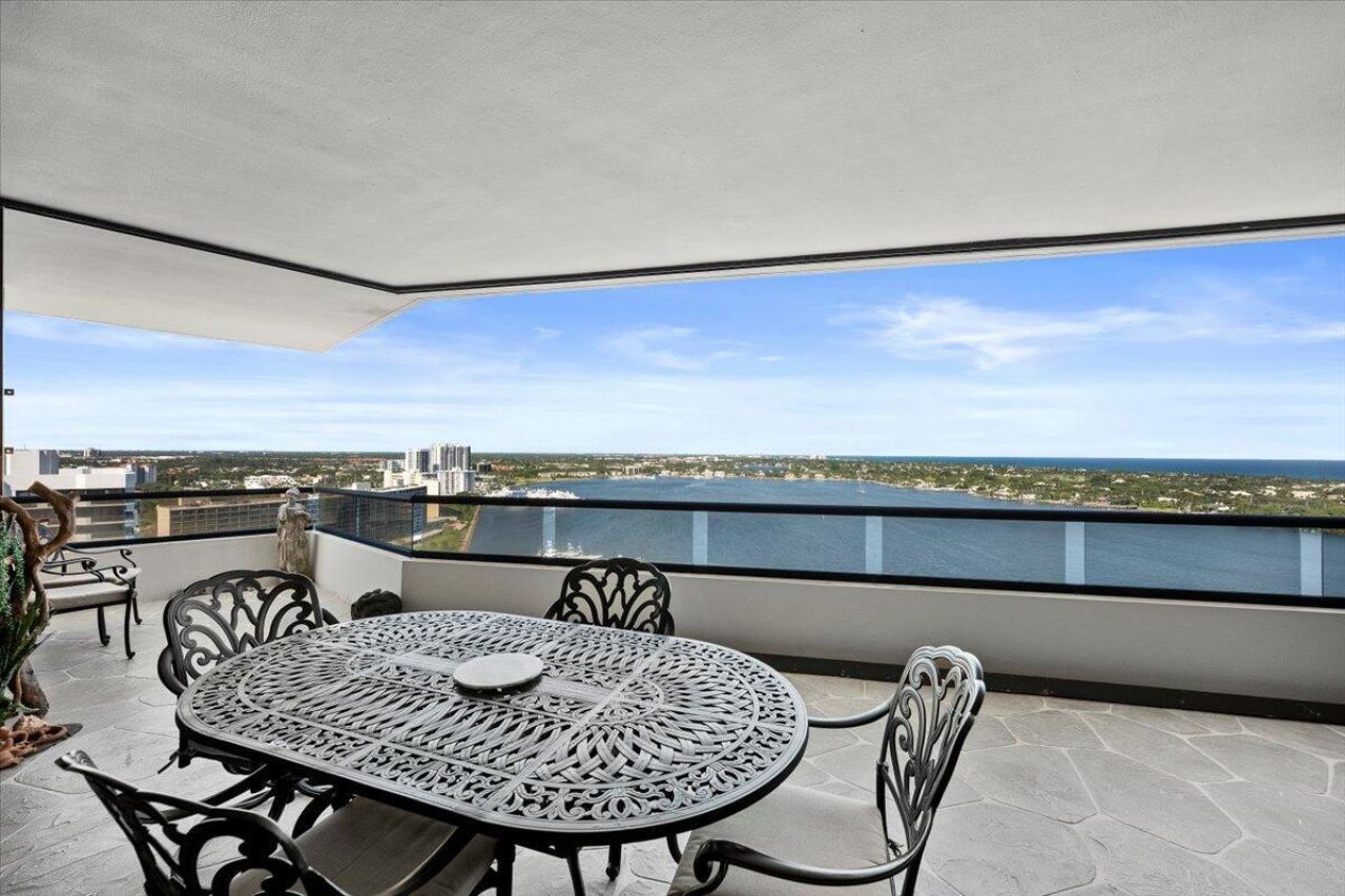 100 Lakeshore Drive, Unit 2156, North Palm Beach, FL 33408 Photo