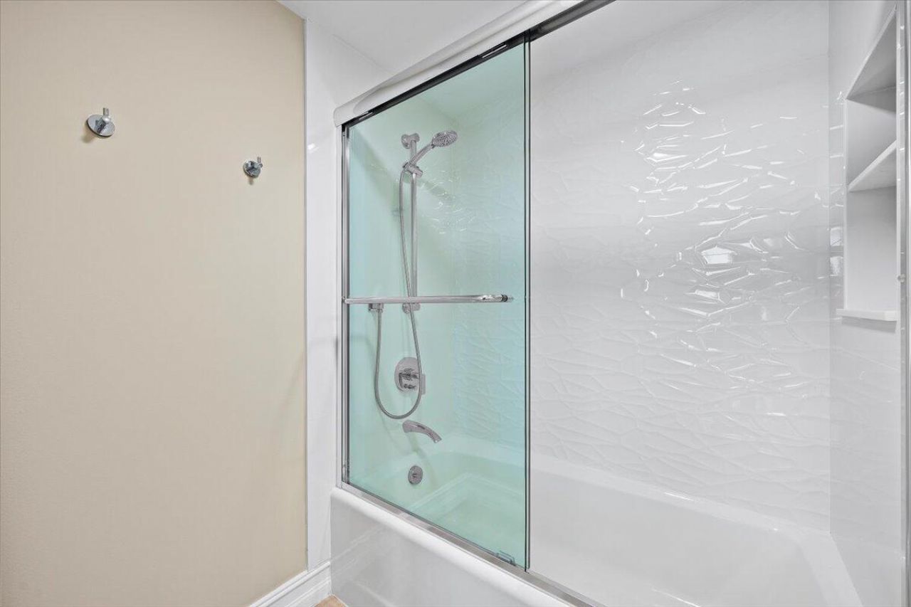 100 Lakeshore Drive, Unit 2156, North Palm Beach, FL 33408 Photo