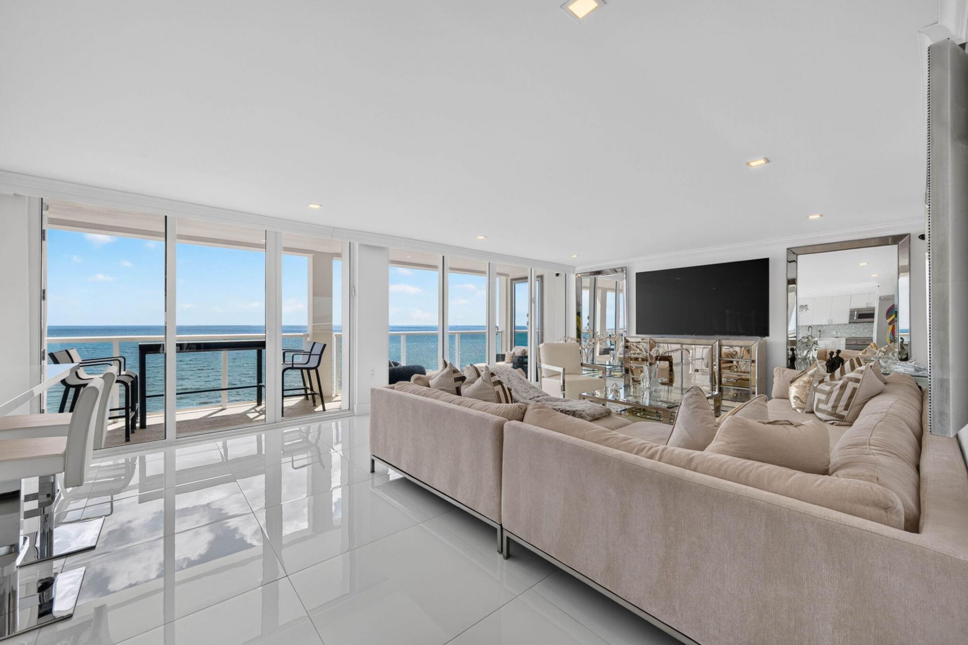 2800 S Ocean Boulevard, Unit 8-H, Boca Raton, FL 33432 Photo