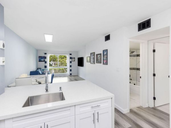 2106 S Cypress Bend Drive, Unit 207, Pompano Beach, FL 33069
