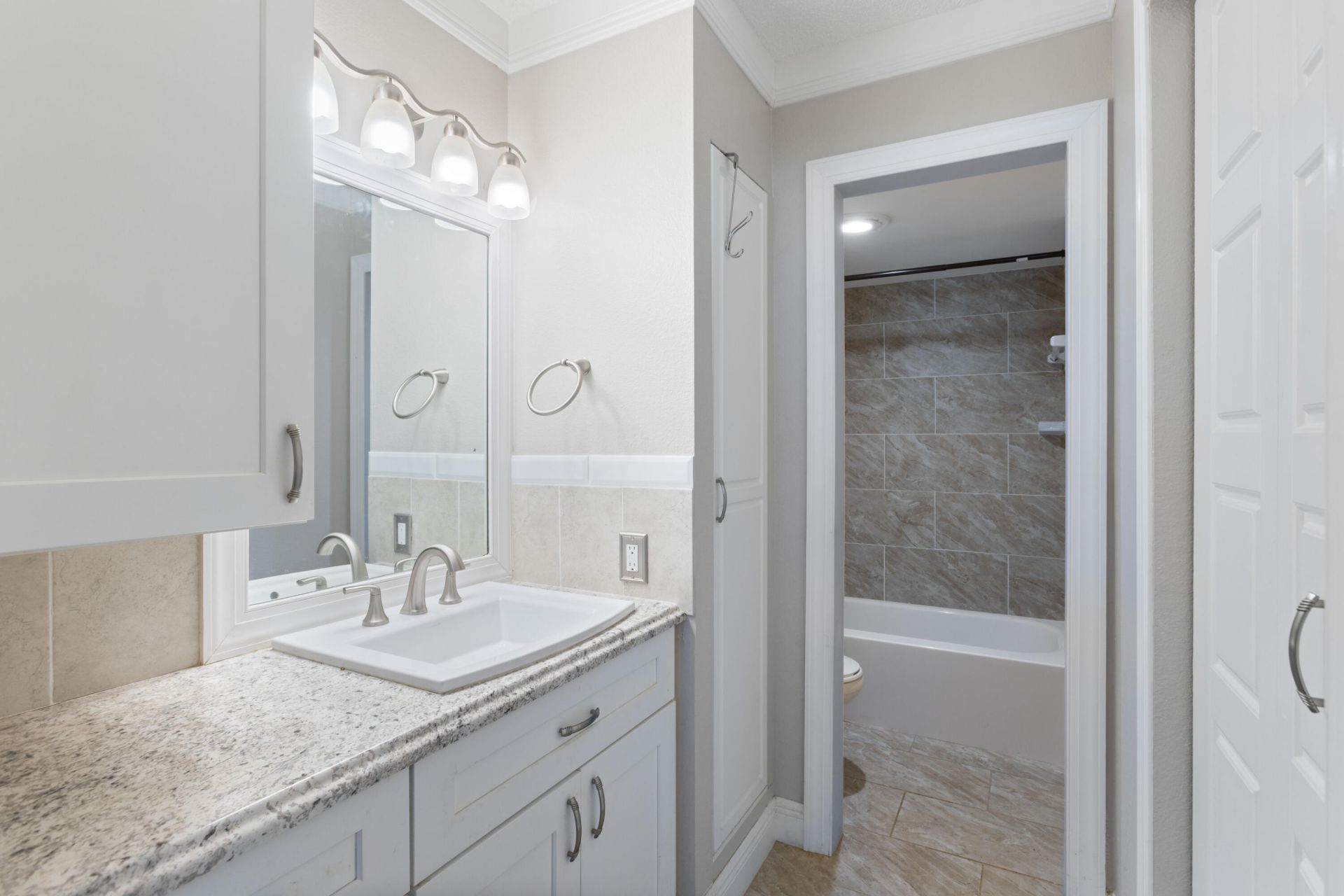 9401 Lime Bay Boulevard, Unit 214, Tamarac, FL 33321 Photo