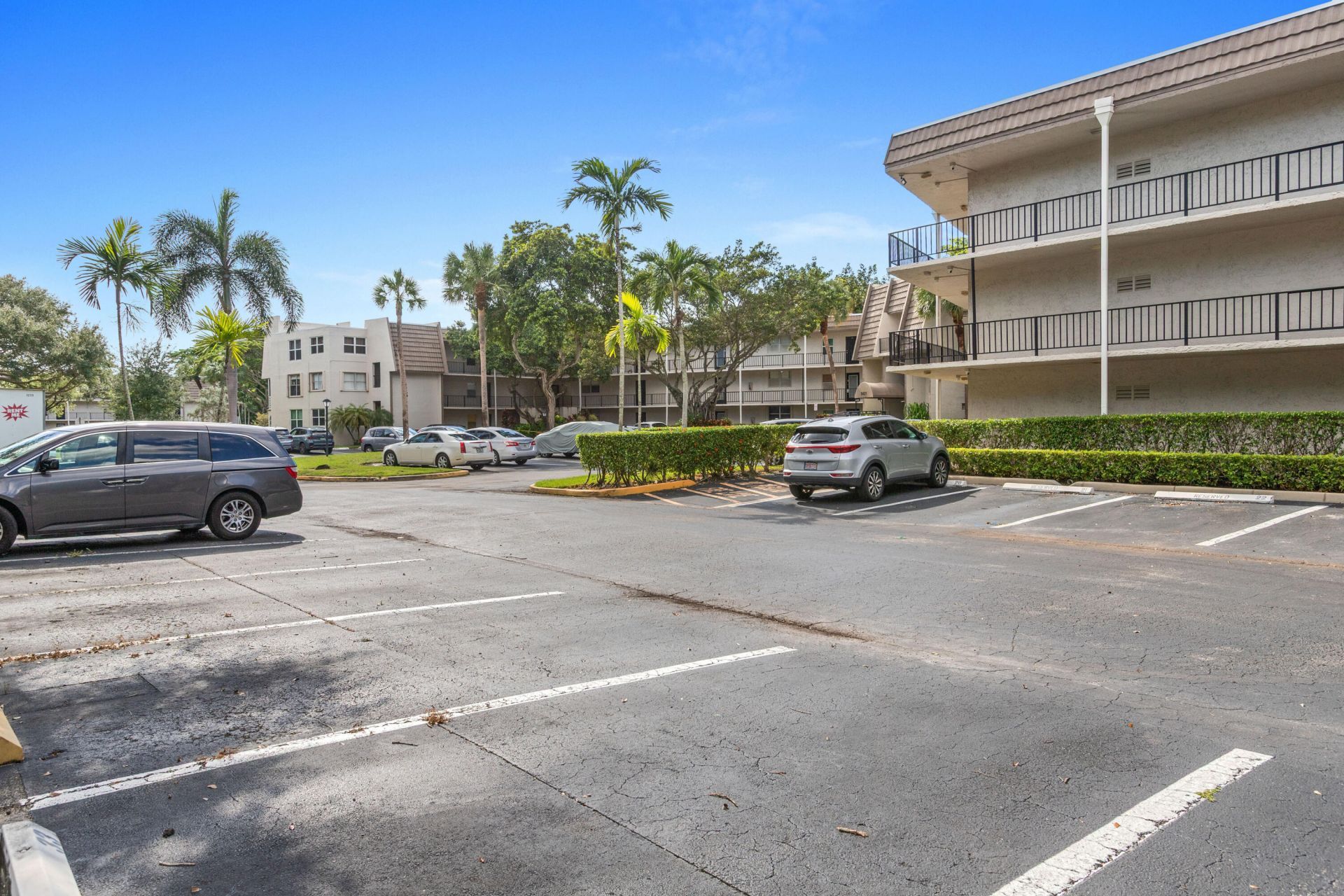 9401 Lime Bay Boulevard, Unit 214, Tamarac, FL 33321 Photo