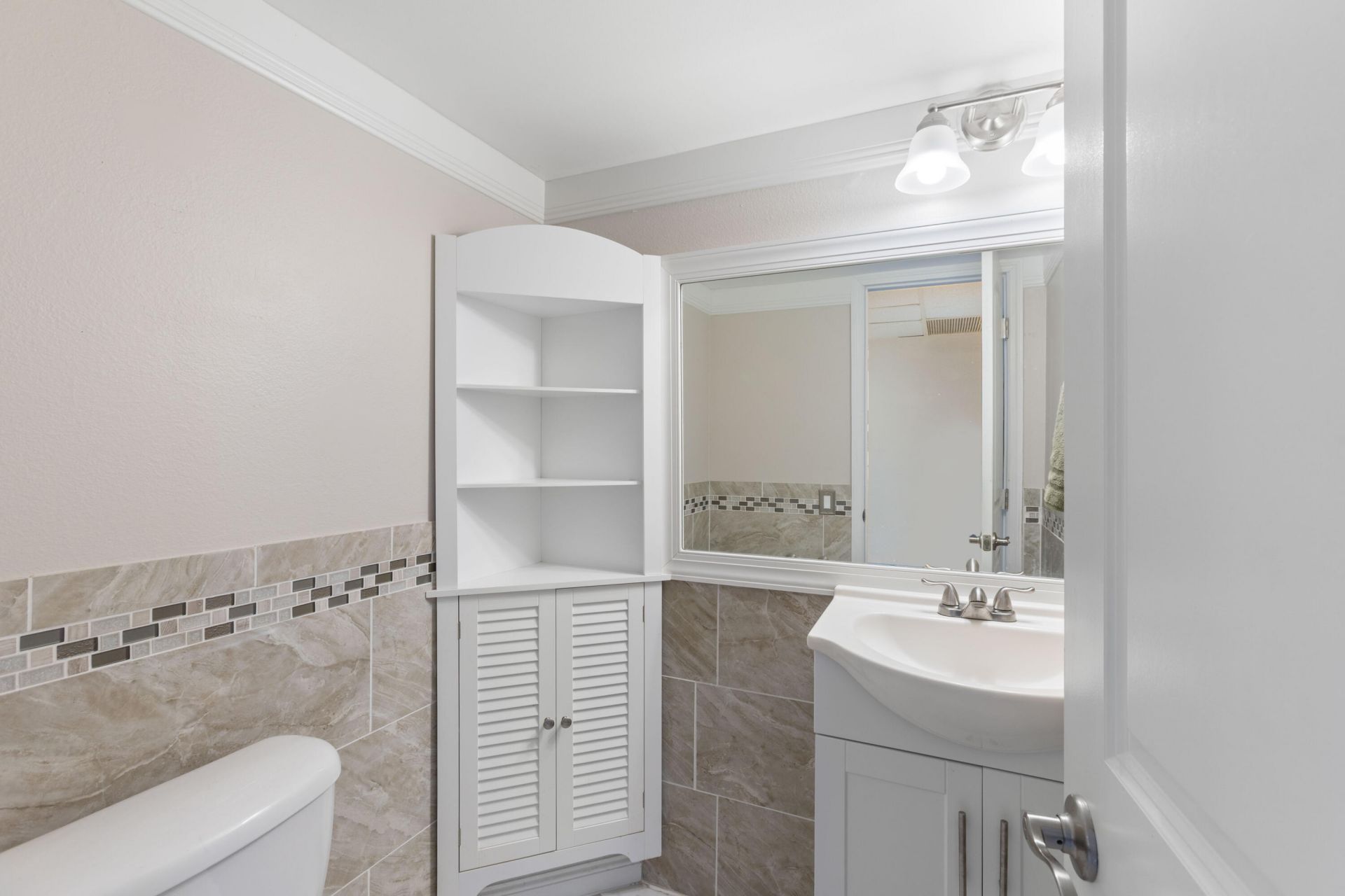 9401 Lime Bay Boulevard, Unit 214, Tamarac, FL 33321 Photo