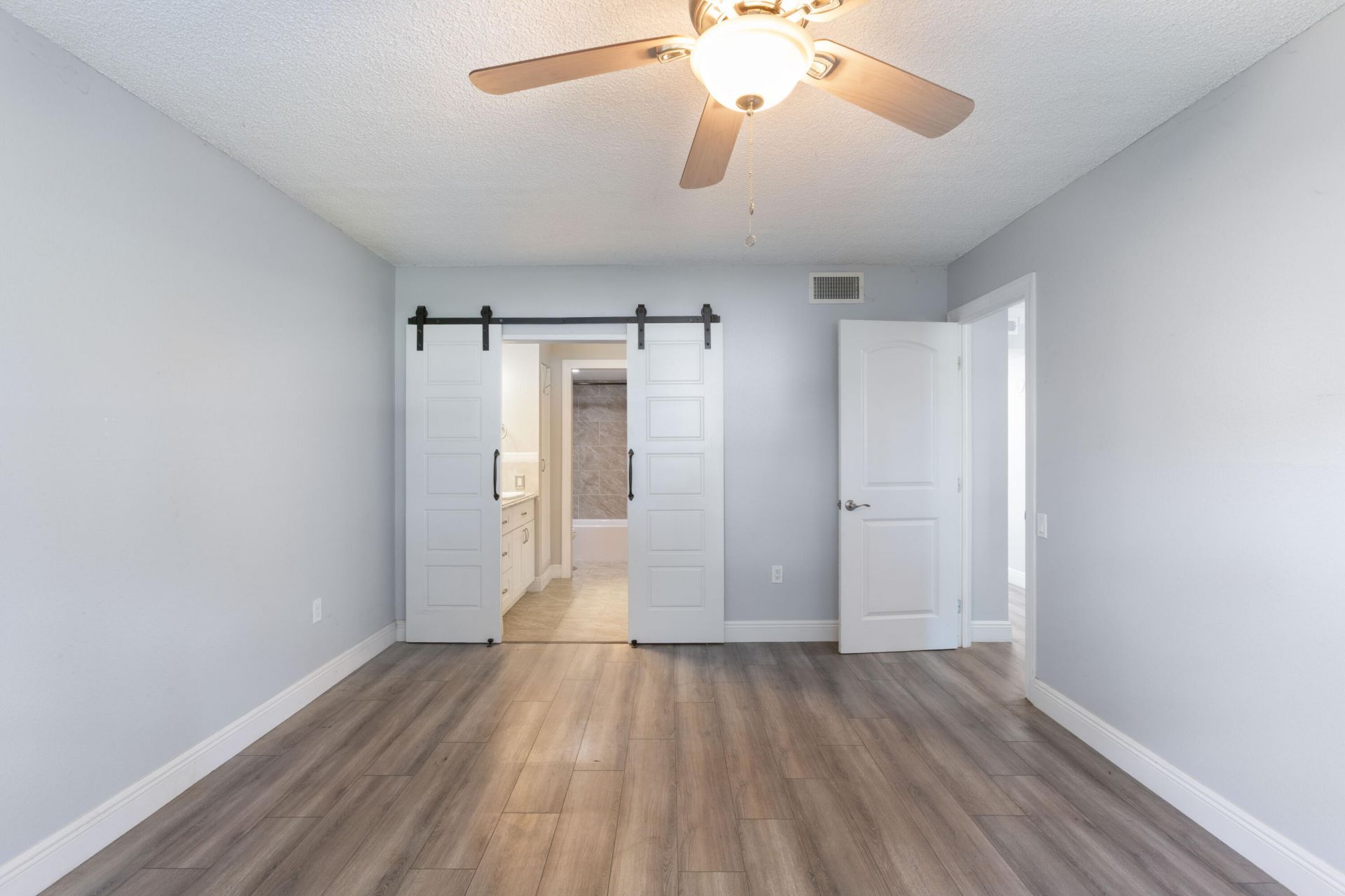 9401 Lime Bay Boulevard, Unit 214, Tamarac, FL 33321 Photo