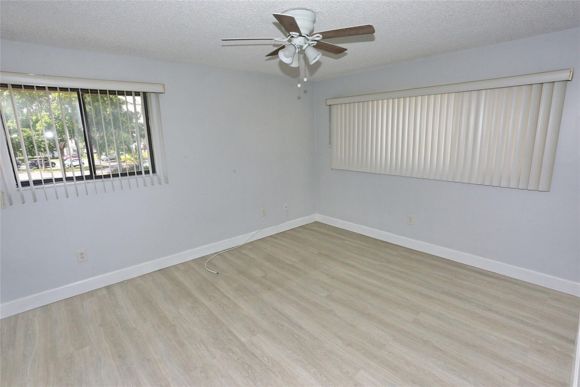 9712 S Belfort Circle, Tamarac, FL 33321 Photo