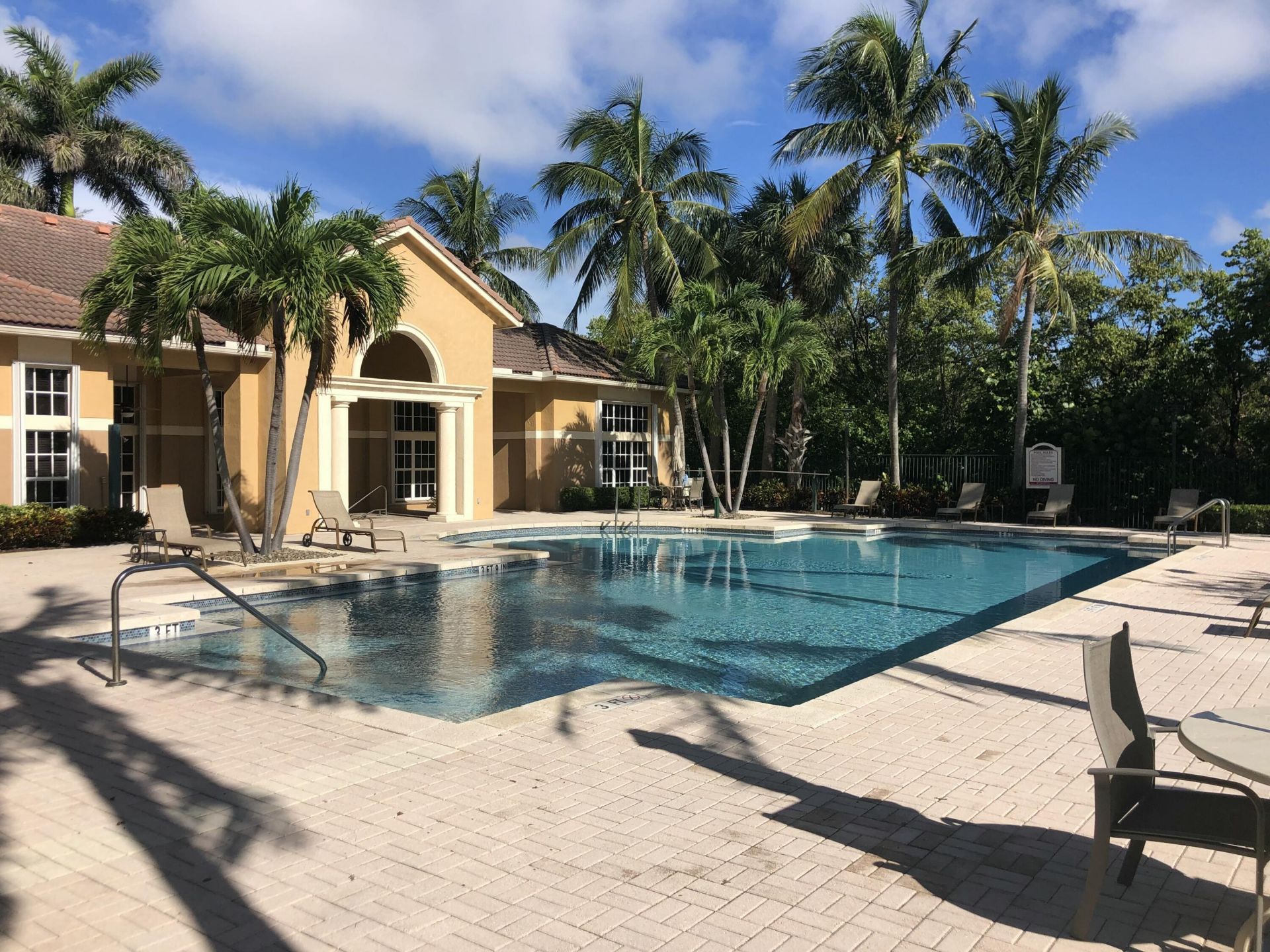 100 Scotia Drive, Unit 203, Hypoluxo, FL 33462 Photo