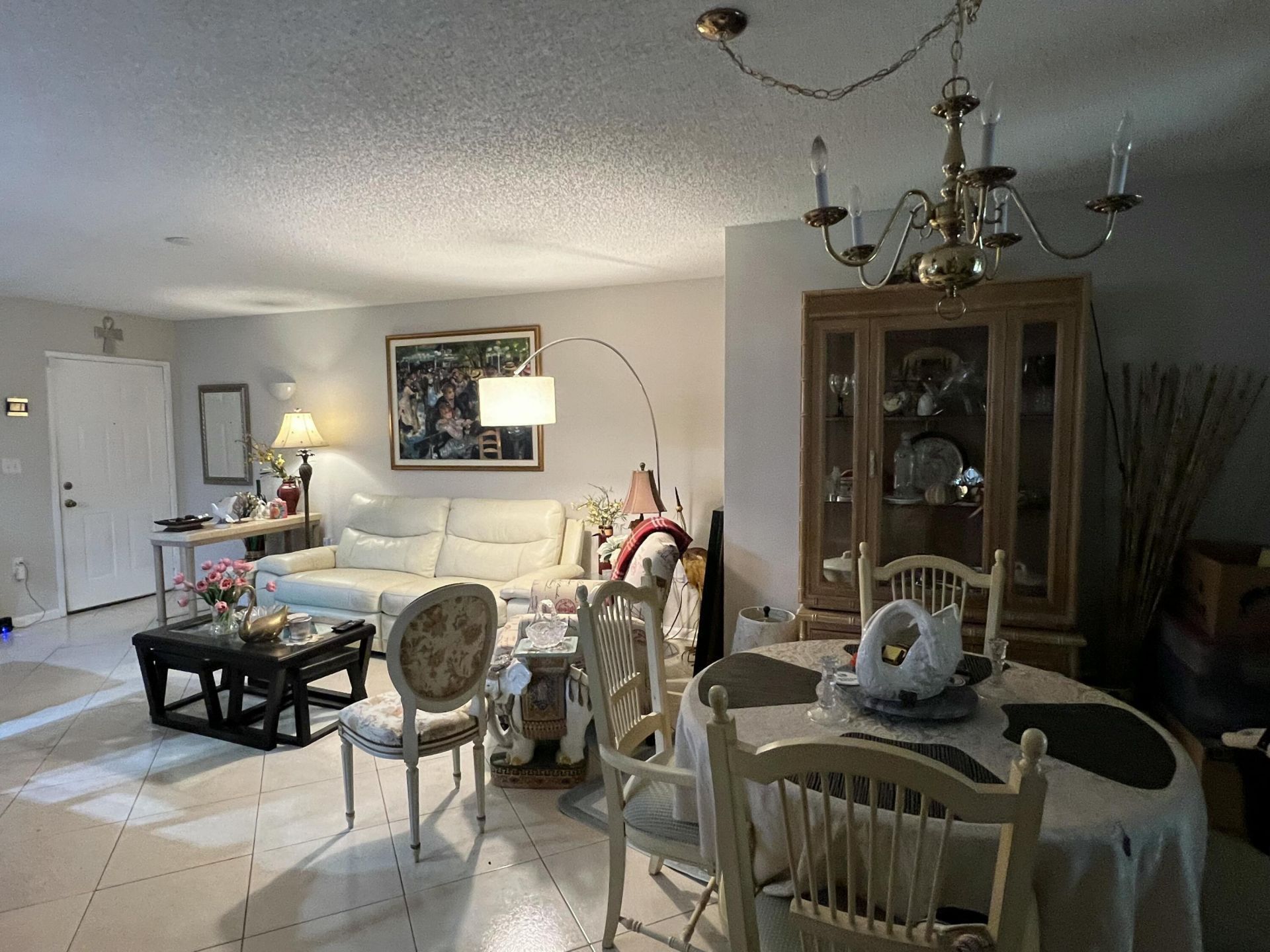 100 Scotia Drive, Unit 203, Hypoluxo, FL 33462 Photo