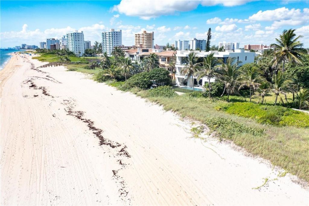 2100 Bay Drive, Pompano Beach, FL 33062 Photo