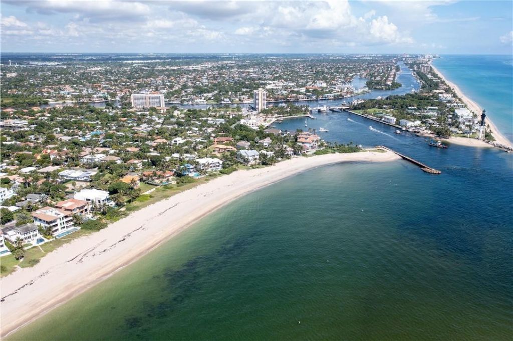 2100 Bay Drive, Pompano Beach, FL 33062 Photo