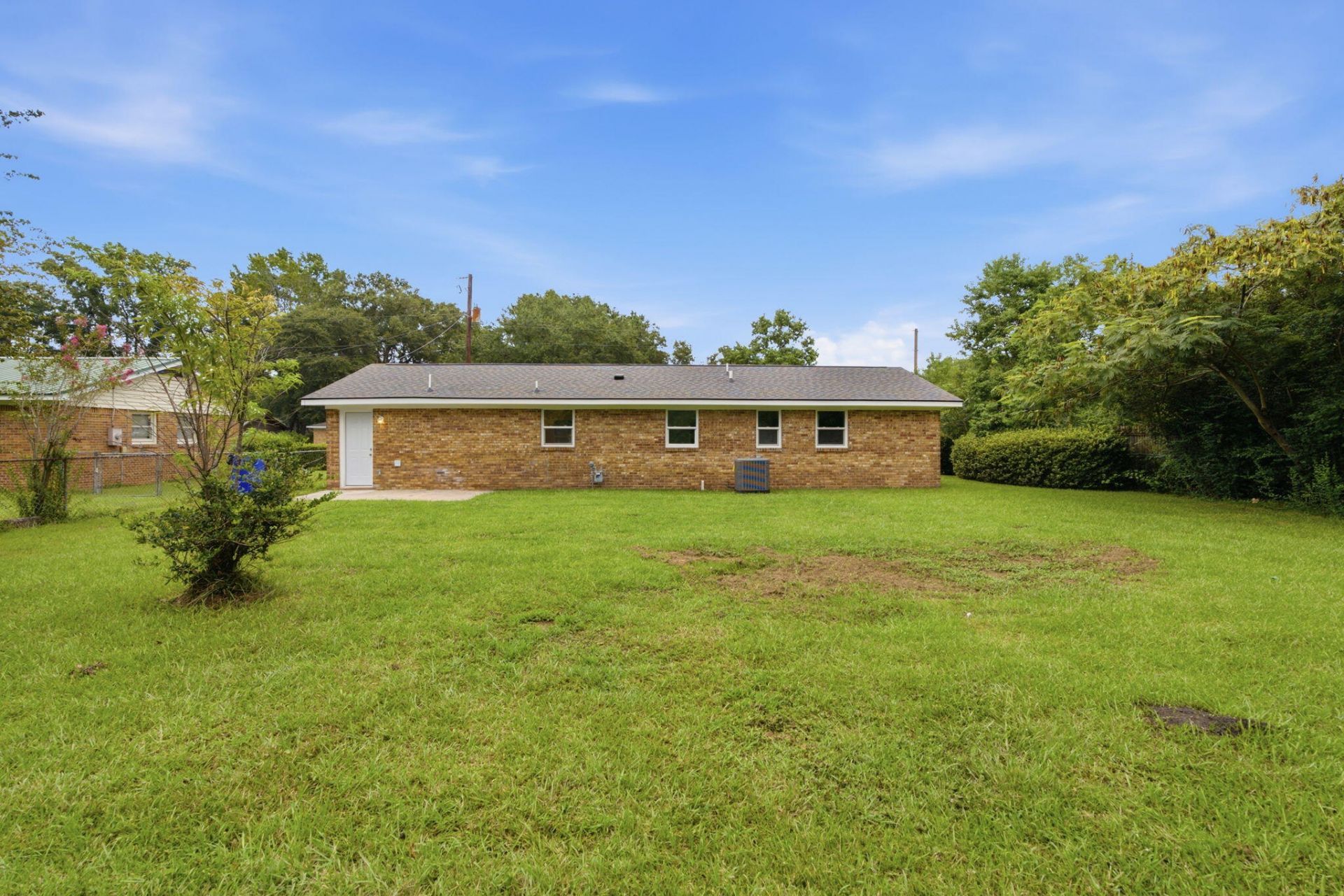 4409 Elderwood Drive Photo 12