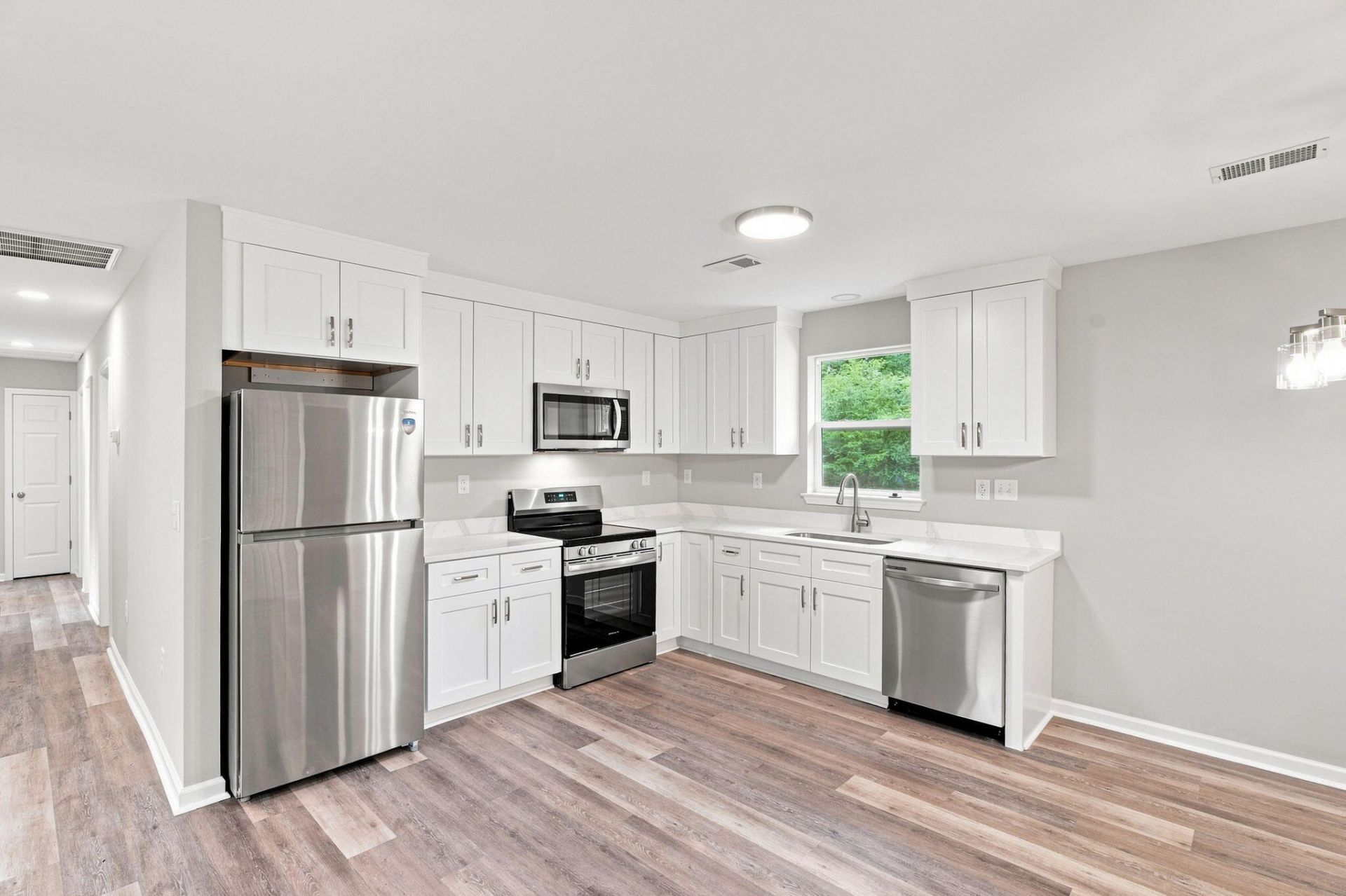 4409 Elderwood Drive Photo 30