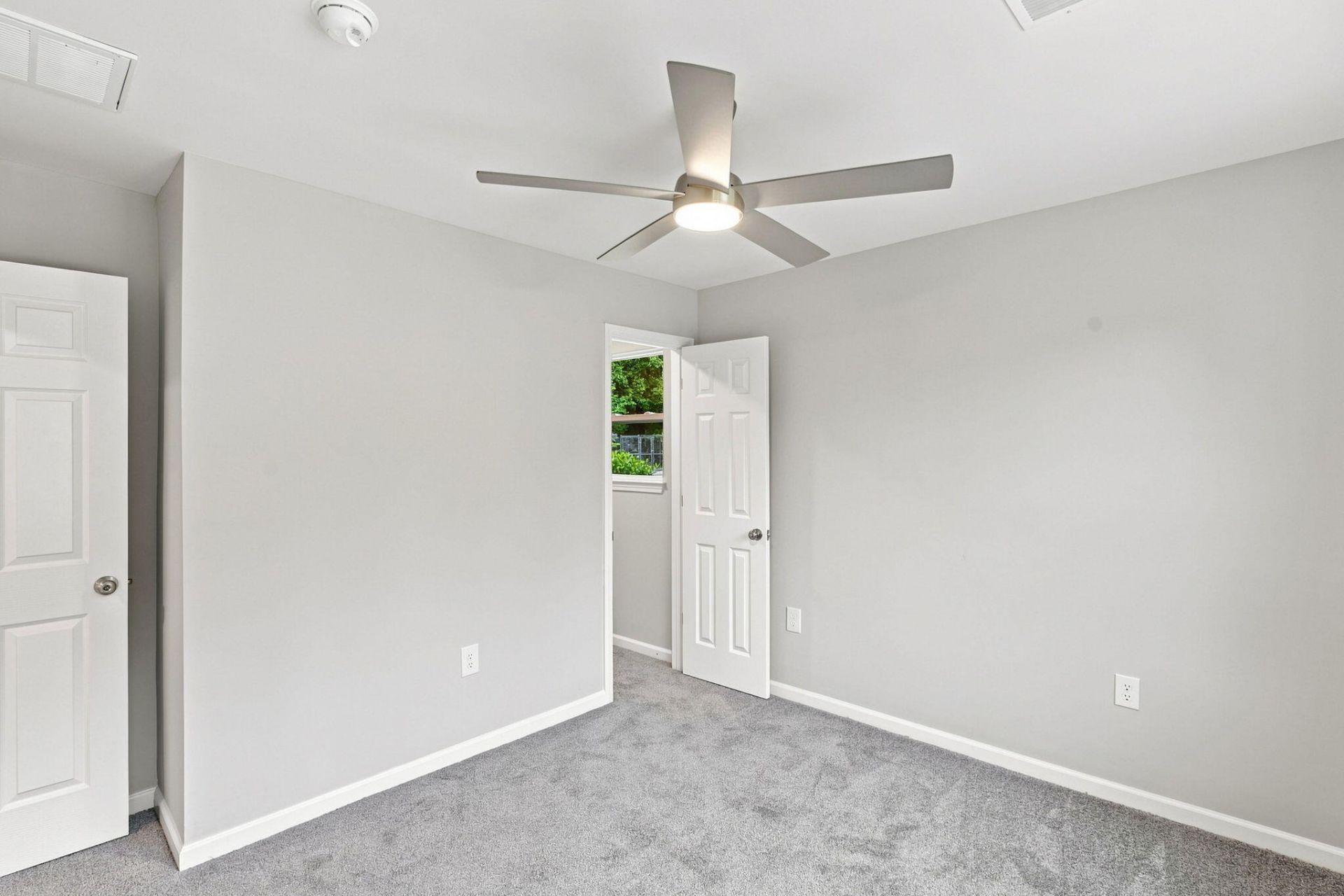 4409 Elderwood Drive Photo 39