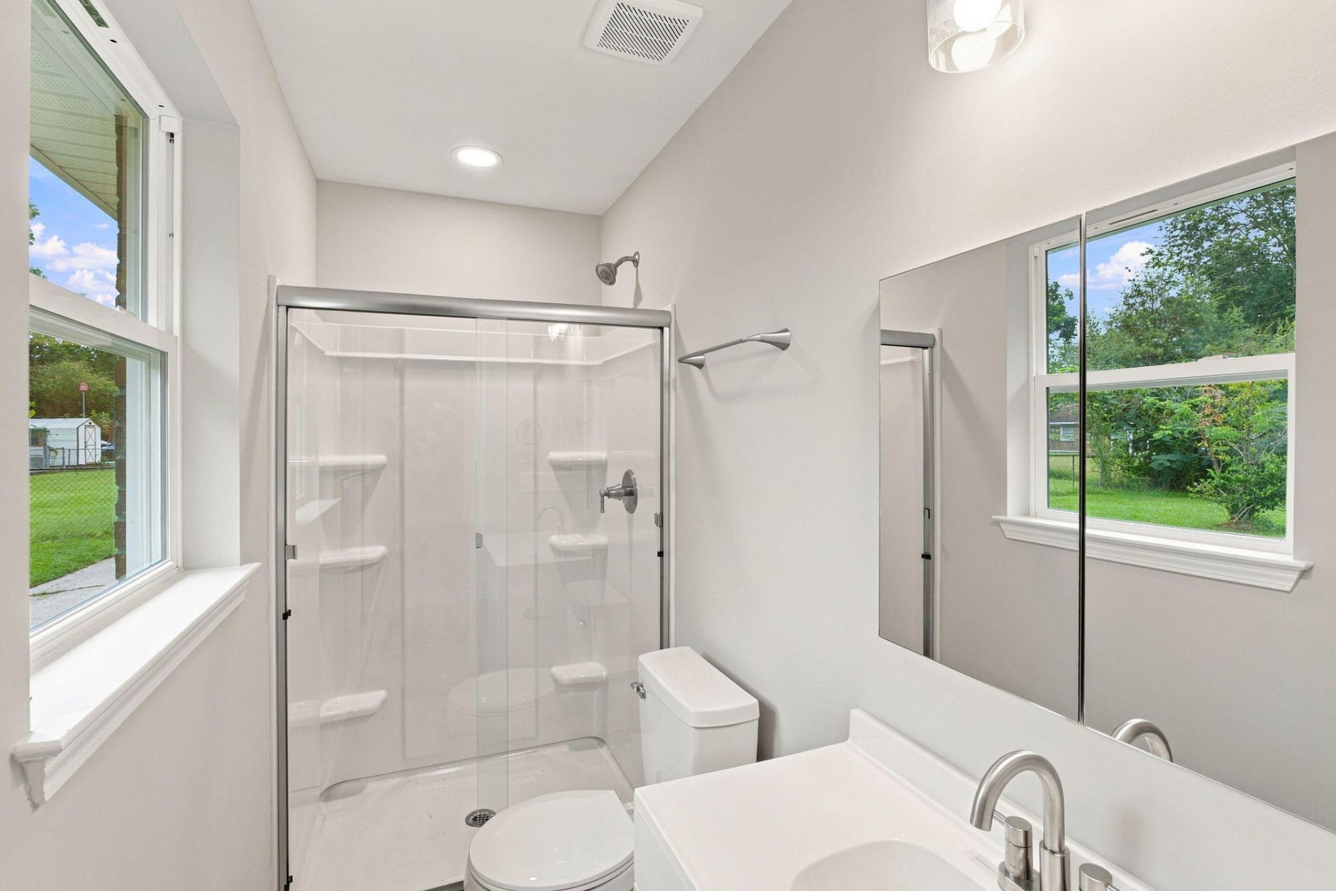 4409 Elderwood Drive Photo 7