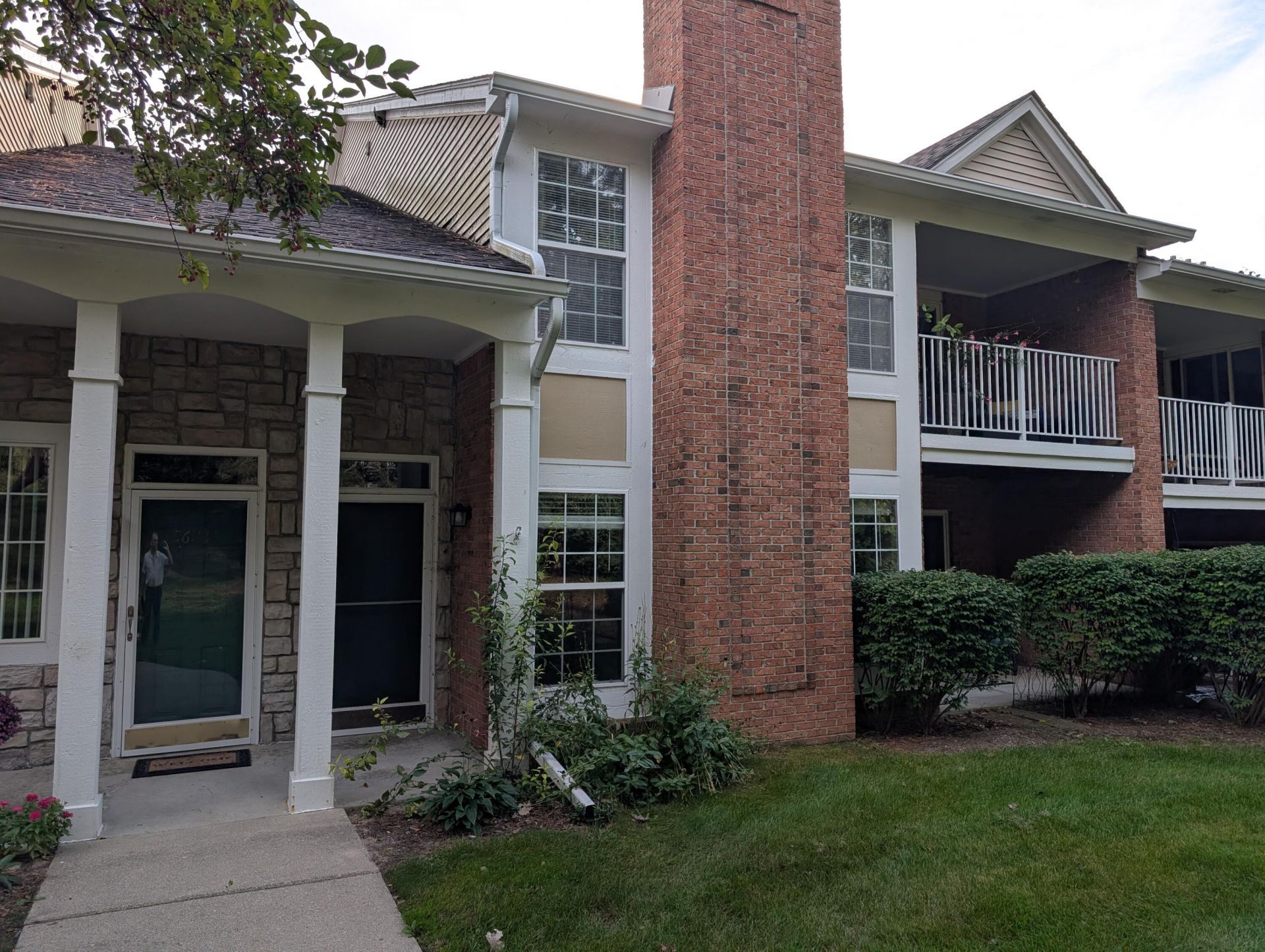 56731 Scotland Boulevard, Unit 143, Shelby Township, MI 48316 Main Photo