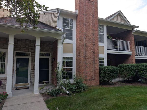 56731 Scotland Boulevard, Unit 143, Shelby Twp, MI 48316