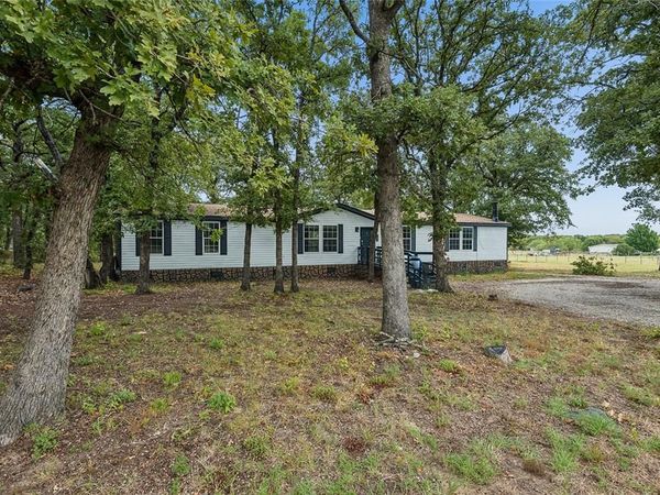 104 Arunda Court, Weatherford, TX 76085