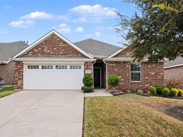 2606 Middleton Road, Glenn Heights, TX 75154