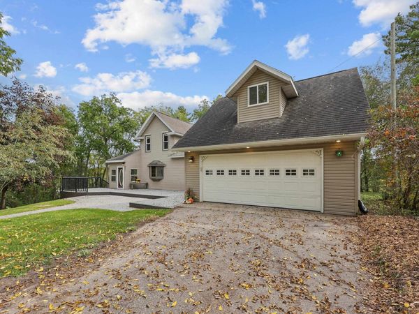 201 Pearson Street, La Valle, WI 53941