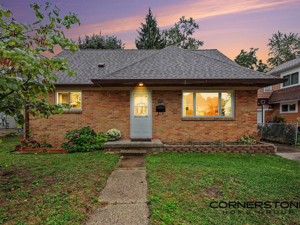 874 Beechwood Street NE, Grand Rapids, MI 49505