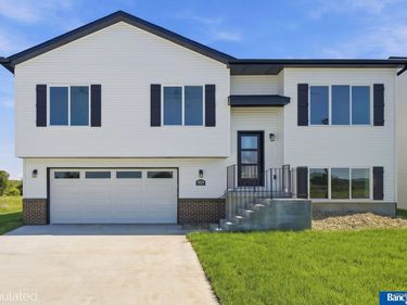 5017 N 35Th Court, Lincoln, NE 68504