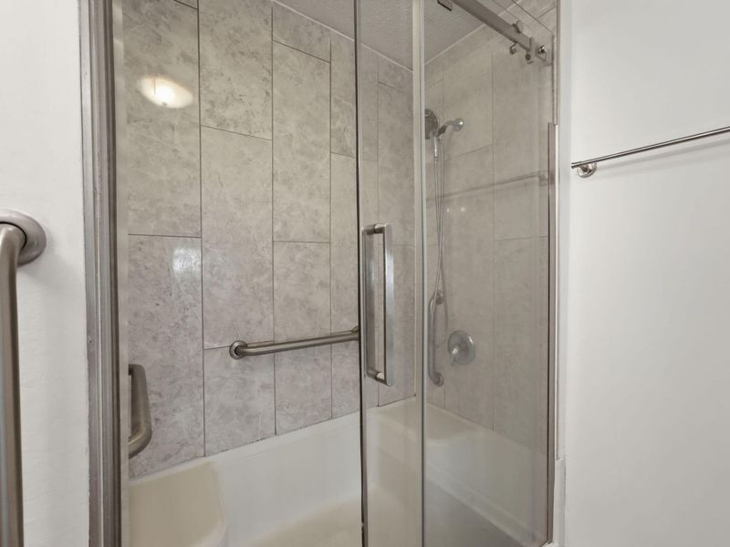 546 E Jenkins Avenue, Columbus, OH 43207 Photo 22