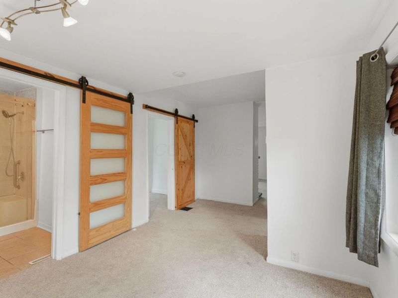 546 E Jenkins Avenue, Columbus, OH 43207 Photo 72