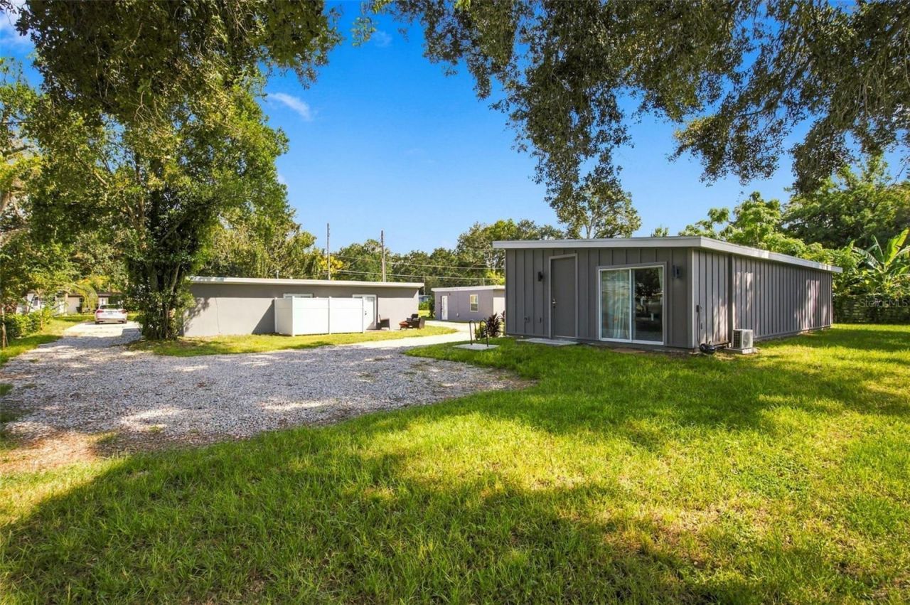 1922 Cloverlawn Avenue, Orlando, FL 32806 Photo