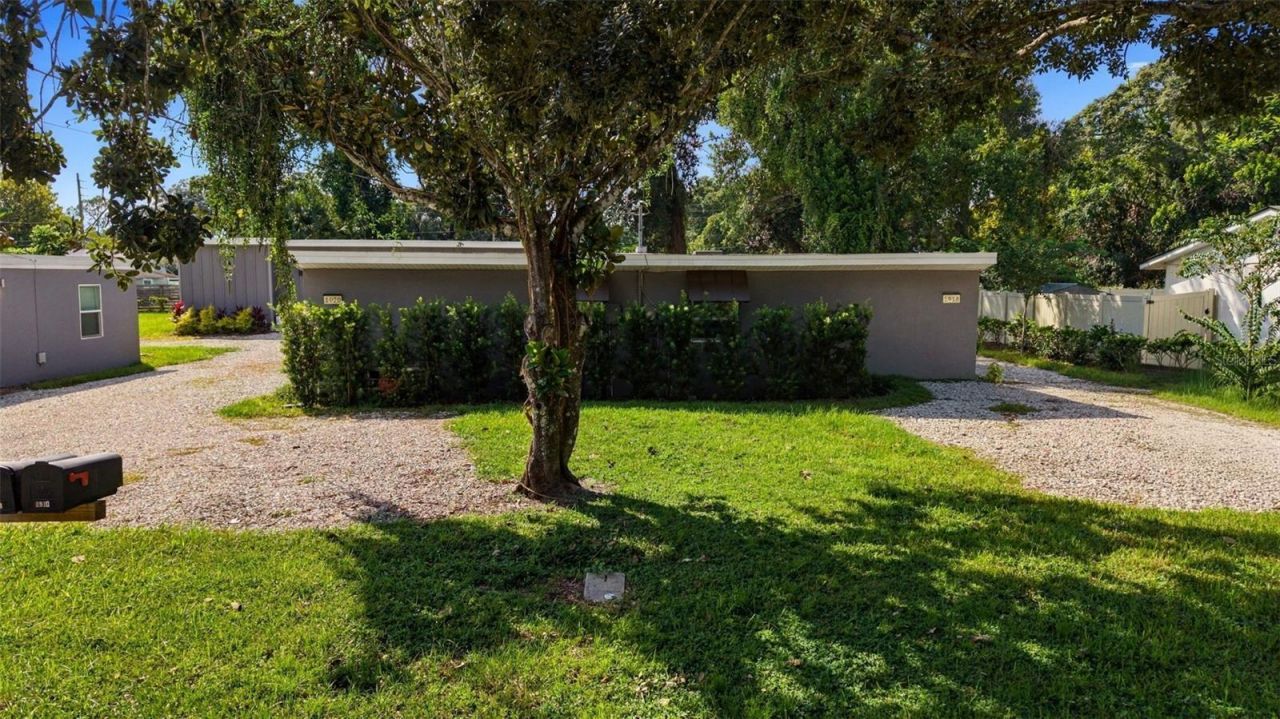1922 Cloverlawn Avenue, Orlando, FL 32806 Photo