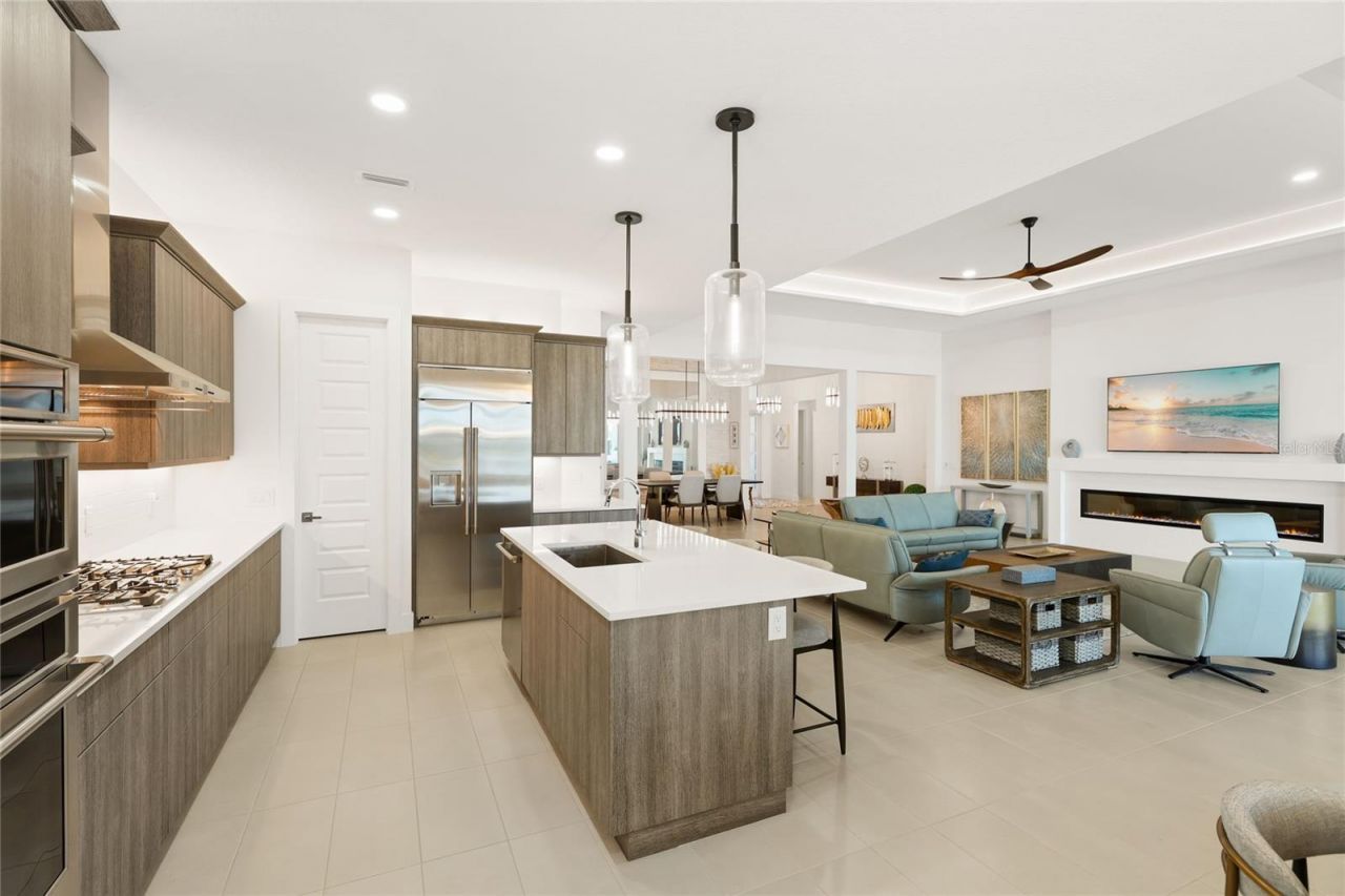 8035 Waterbend Trail, Sarasota, FL 34240 Photo
