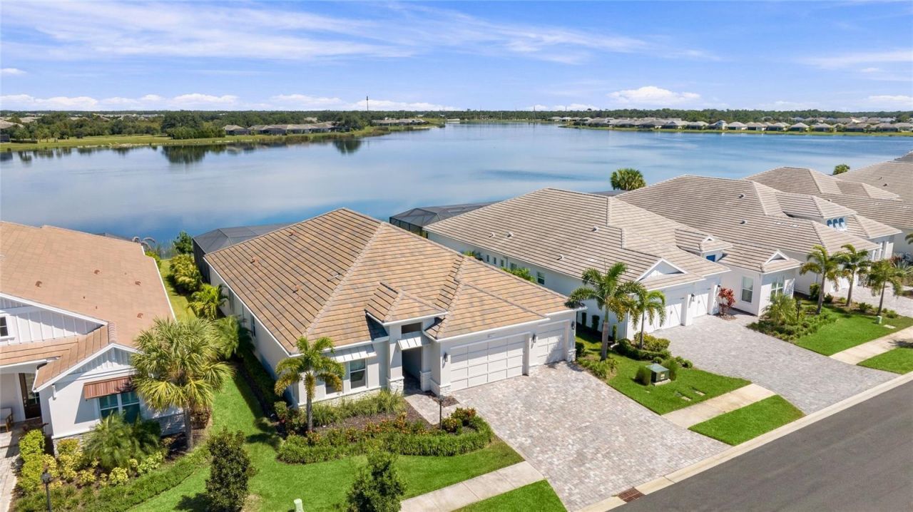 8035 Waterbend Trail, Sarasota, FL 34240 Photo