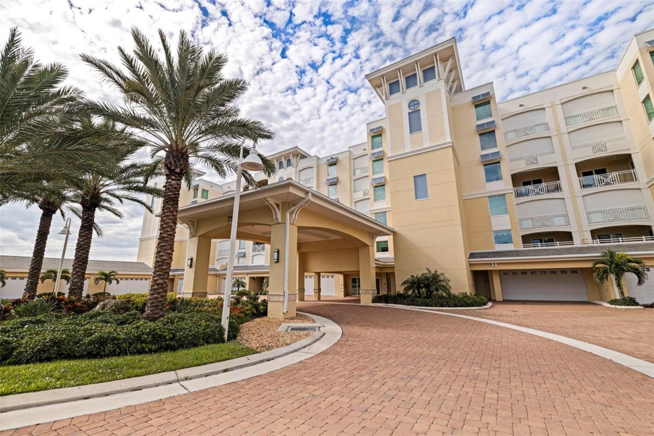 755 Collany Road, Unit 301, Tierra Verde, FL 33715 Photo