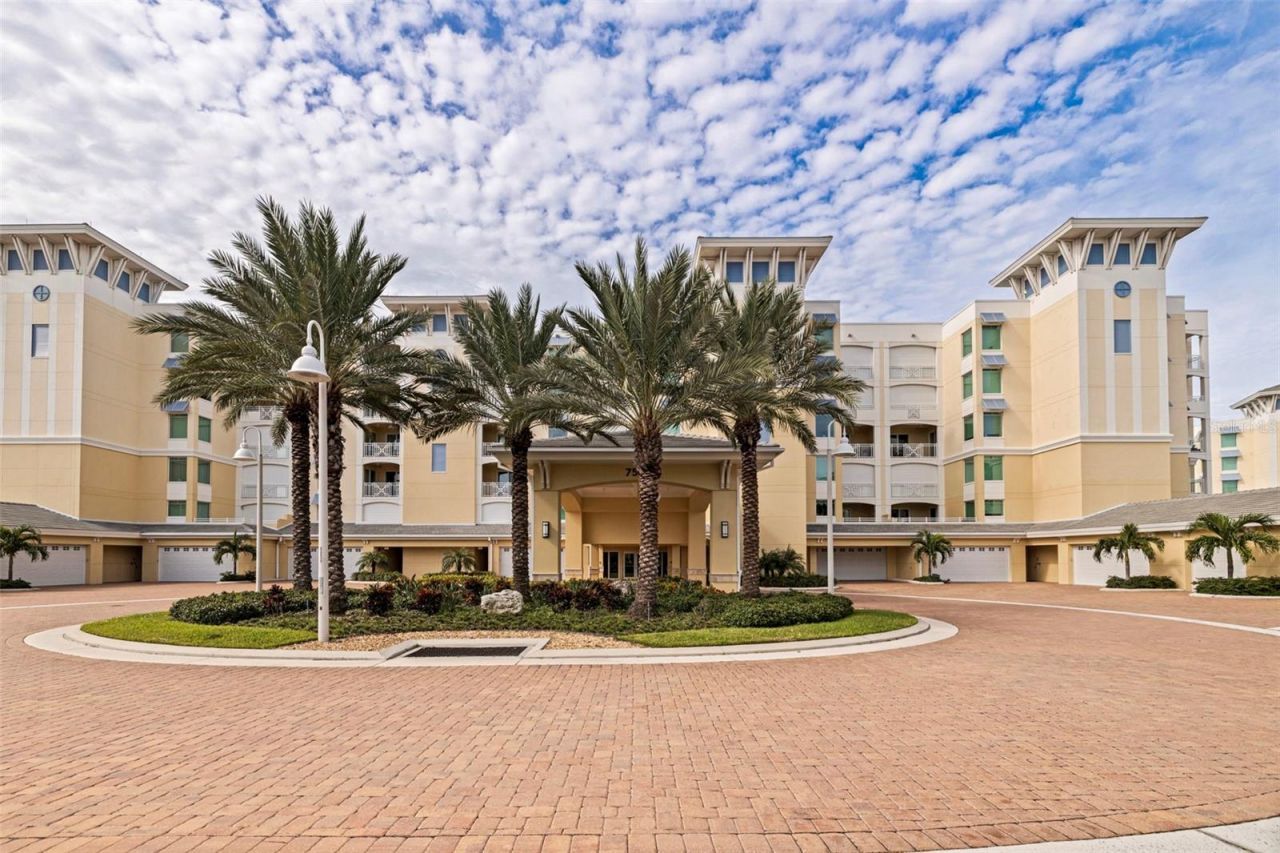 755 Collany Road, Unit 301, Tierra Verde, FL 33715 Photo